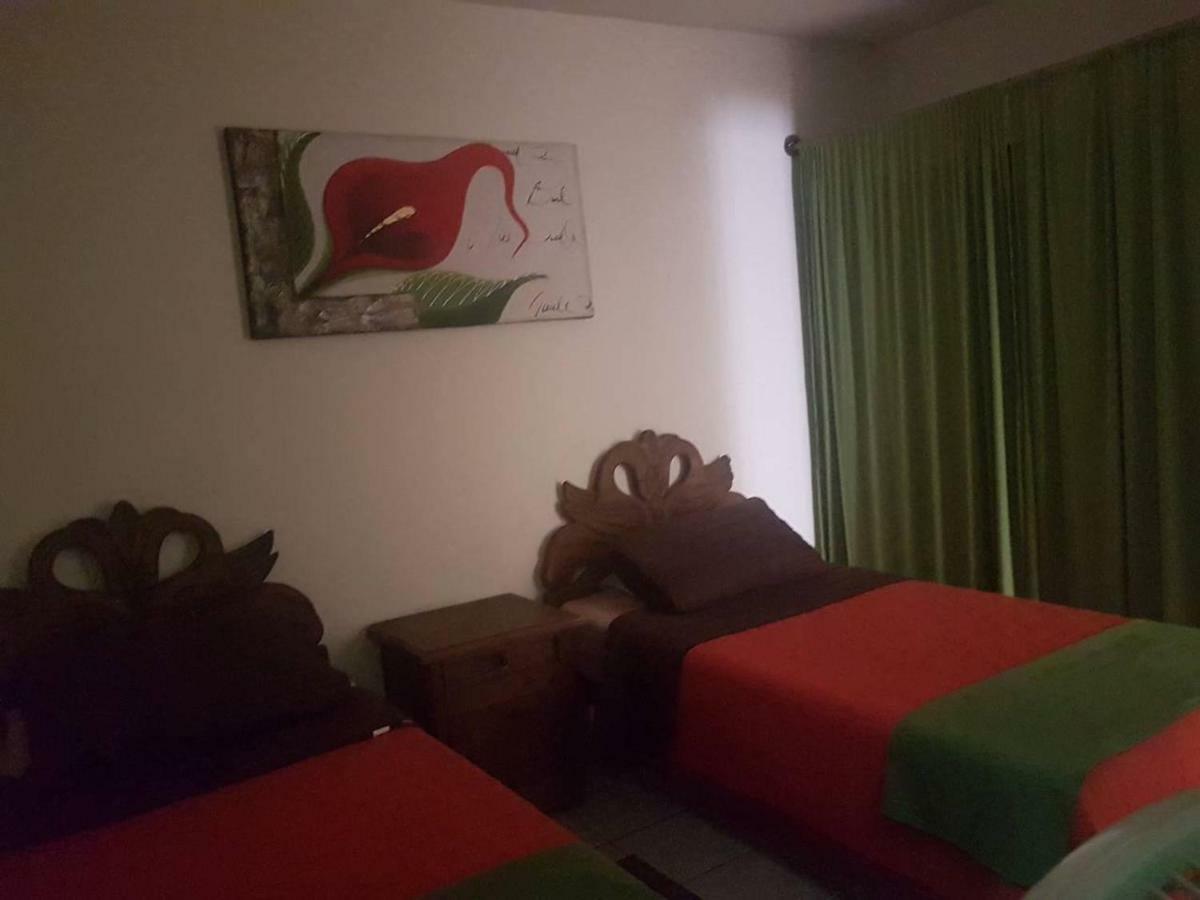 Hotel Y Suites Los Alcatraces เลออน ภายนอก รูปภาพ